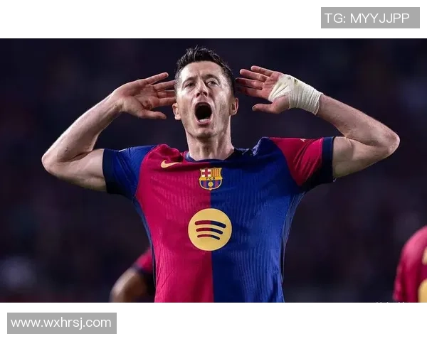 西甲激情对决尤文图斯大胜曼联帽子戏法引发全场狂欢