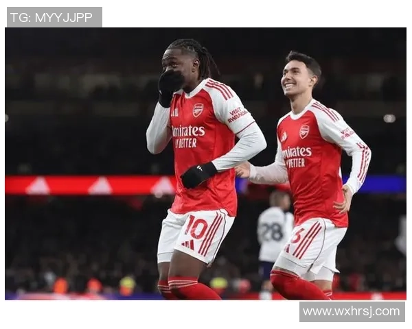 足总杯激战热刺与阿森纳战平争议判罚引发全场热议