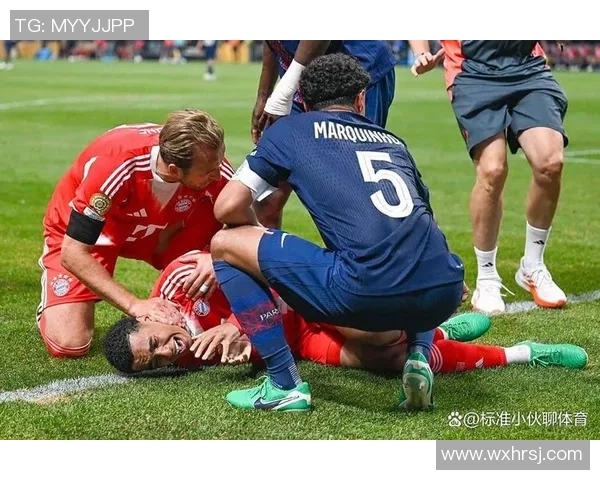 友谊赛精彩对决拜仁与里昂战成平局神扑瞬间令全场沸腾 友谊赛精彩对决拜仁与里昂战成平局神扑瞬间令全场沸腾