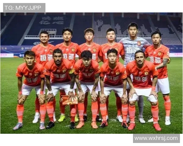 中超激战:里昂小胜AC米兰红牌事件引发全场热议与战术解析 中超激战:里昂小胜AC米兰红牌事件引发全场热议与战术解析