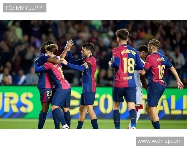 意甲激战：里昂大胜巴萨红牌争议引发全场热议